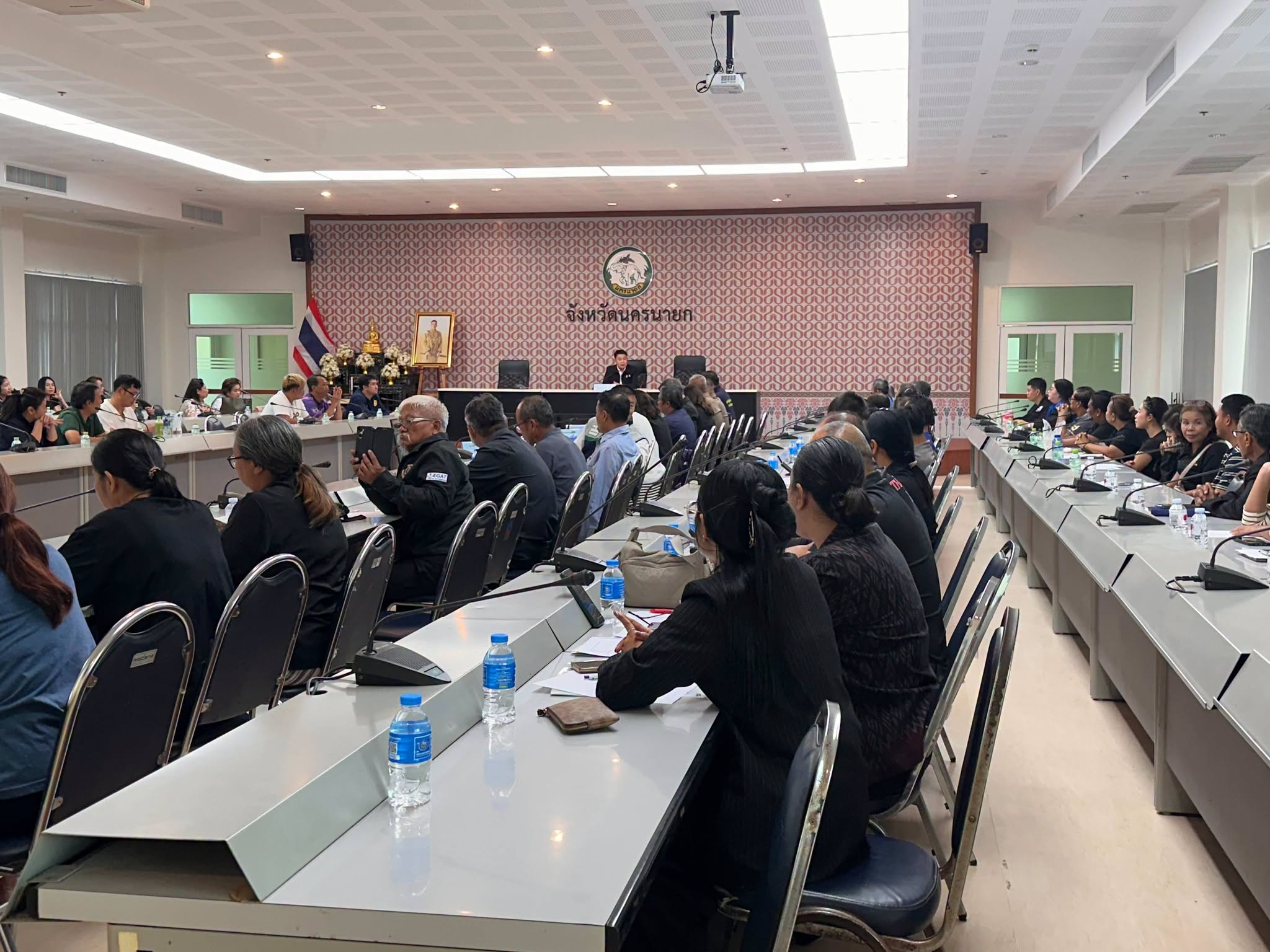 รองผู้ว่าฯ นครนายก ประชุมชี้แจงมาตรการความปลอดภัย ยกระดับความเชื่อมั่นนักท่องเที่ยวและผู้ประกอบการ