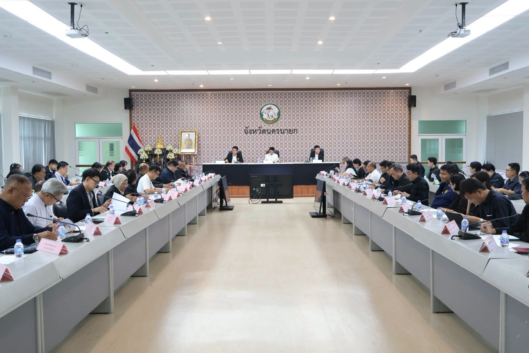 ผู้ว่าฯ นครนายก ประชุม กบจ. ติดตามการบริหารจัดการสินทรัพย์ พร้อมพิจารณาแผนงานและโครงการสำคัญด้านพลังงาน