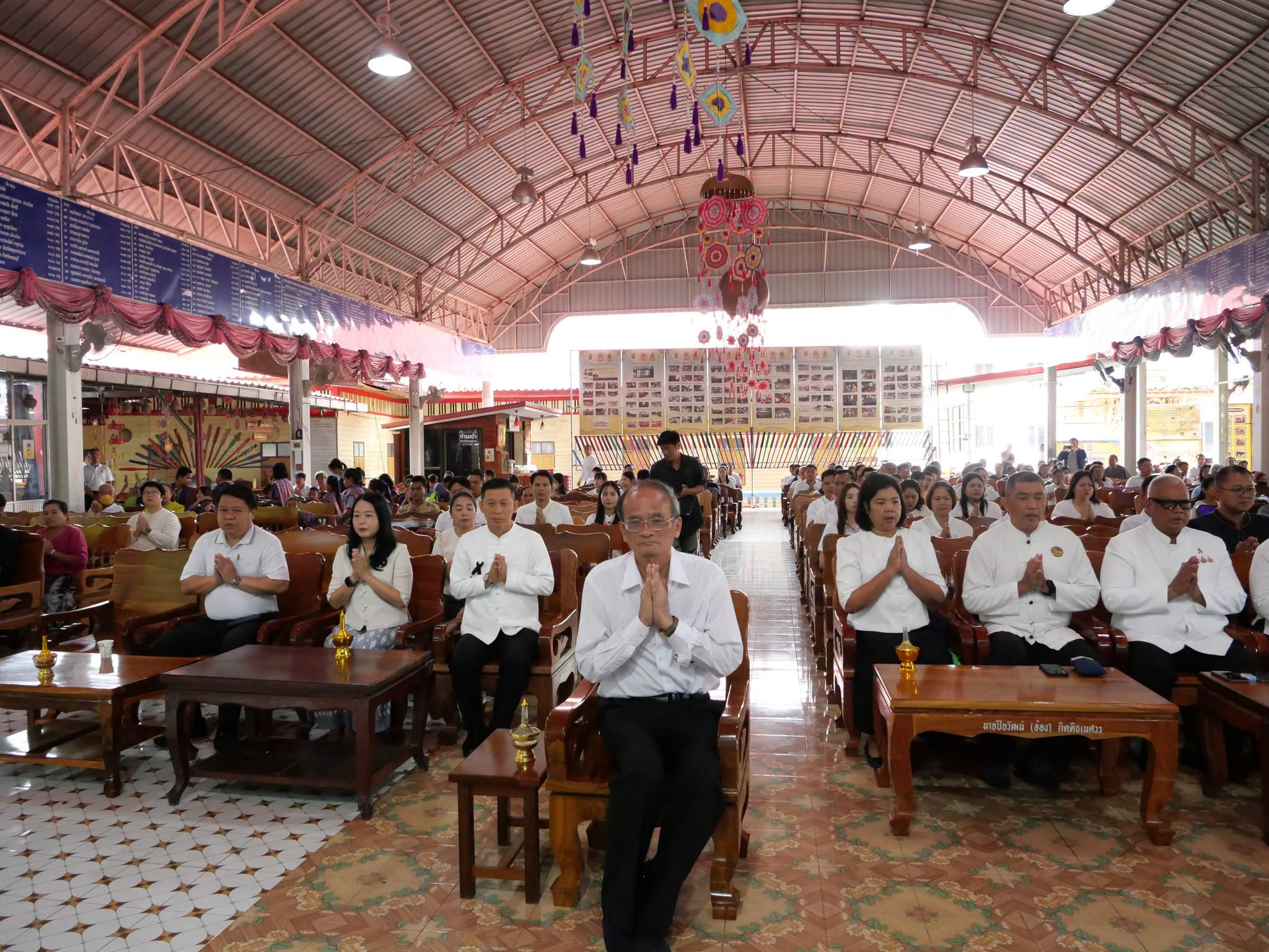 จังหวัดนครนายก ส่งเสริมวิถีธรรม ชวนเข้าวัดปฏิบัติธรรม &ldquo;ครอบครัวหิ้วตะกร้า ศรัทธาอิ่มบุญ อุดหนุนชุมชน&rdquo;
