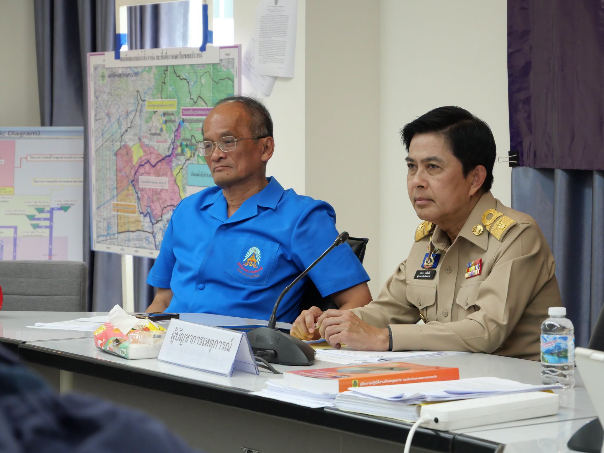จังหวัดนครนายก ติดตามสถานการณ์อุทกภัย เร่งช่วยเหลือพี่น้องประชาชนอย่างต่อเนื่อง กำชับอำนวยความสะดวกผู้ใช้รถใช้ถนน เพื่อความปลอดภัย