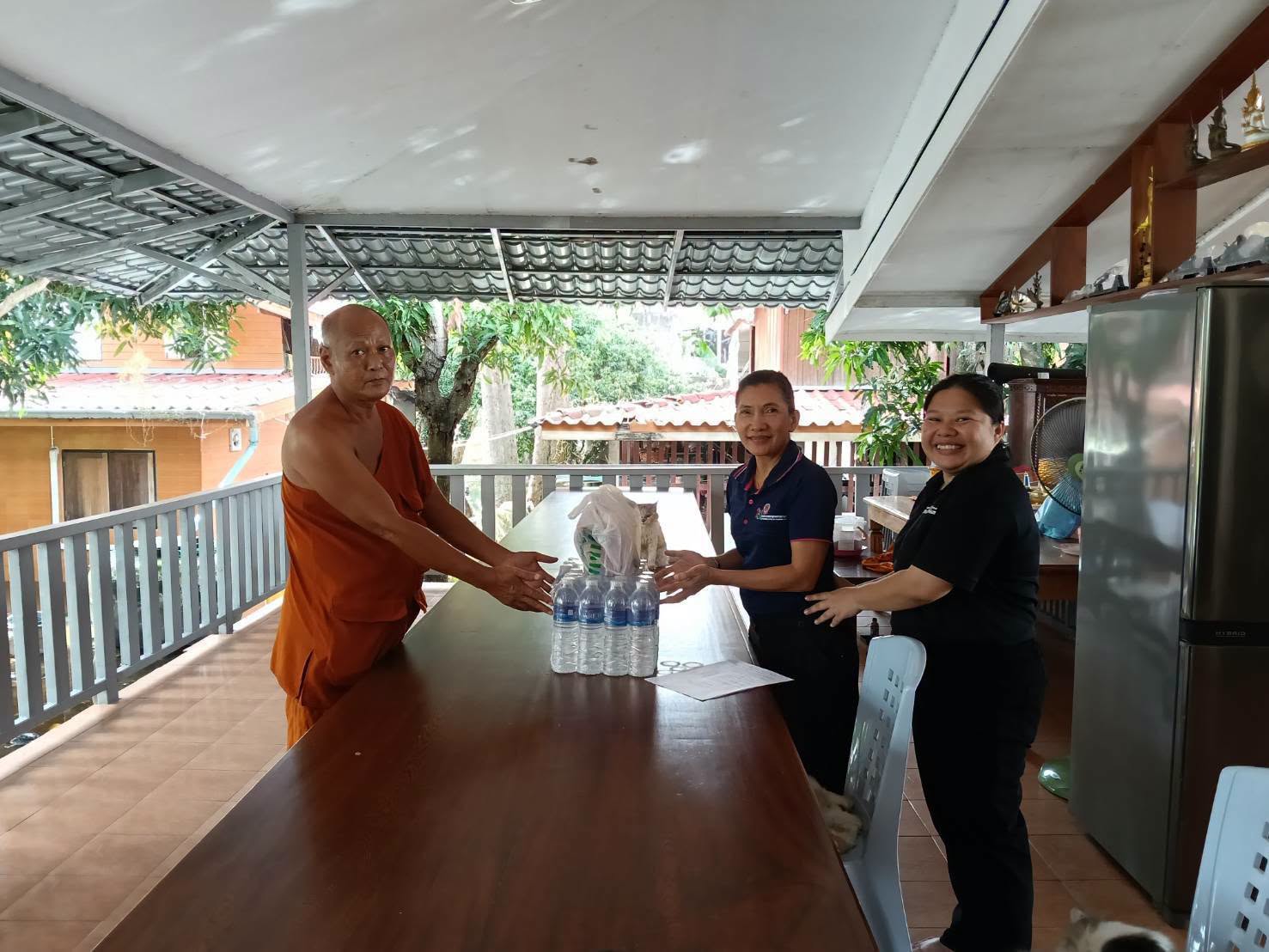 สำนักงานพระพุทธศาสนานครนายก ลงพื้นที่ถวายกำลังใจและให้ความรู้การจัดทำเอกสารเพื่อขอรับเงินวัดที่ได้รับผลกระทบจากสถานการณ์อุทกภัย