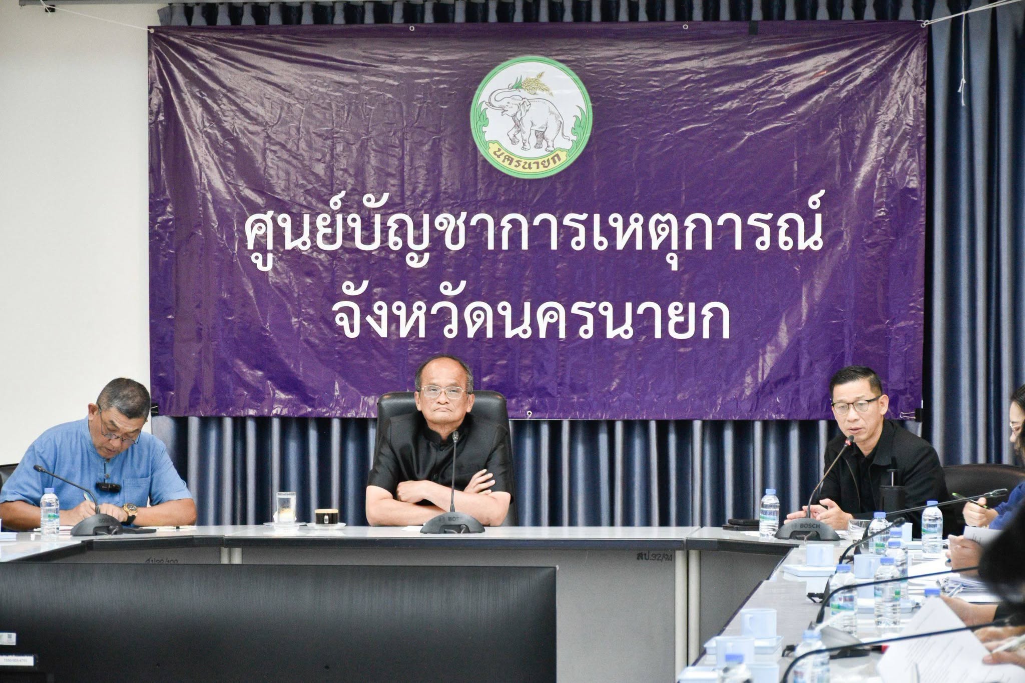รองผู้ว่าฯ นครนายก ประชุมเตรียมความพร้อมจัดพิธีถวายดอกไม้จันทน์ แด่สมเด็จพระพันปีหลวง